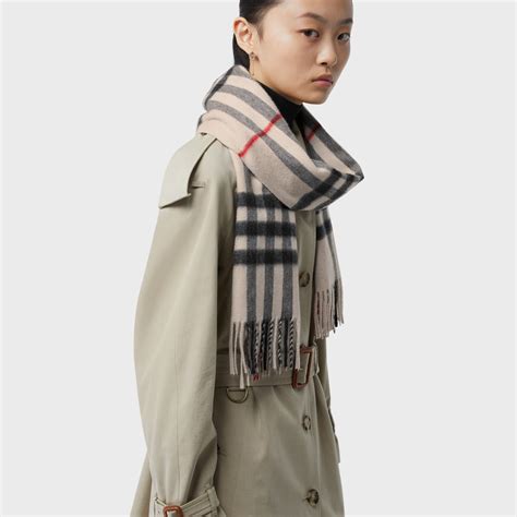 burberry ivory check cashmere scarf|classic check Burberry cashmere scarf.